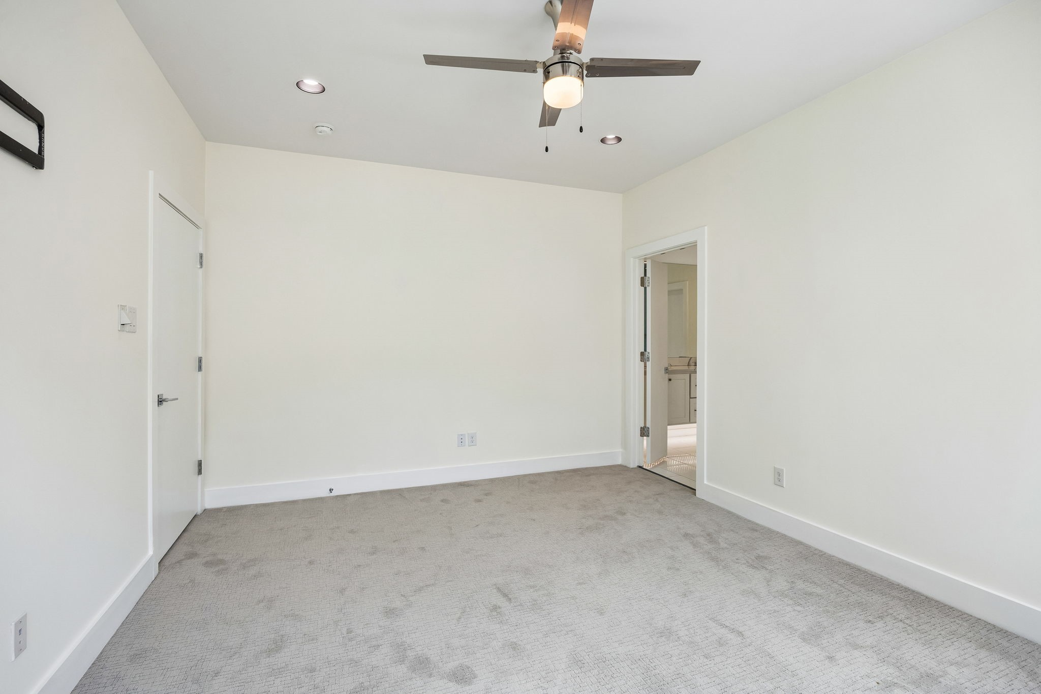 1851 Summit Avenue Dallas TX 75206