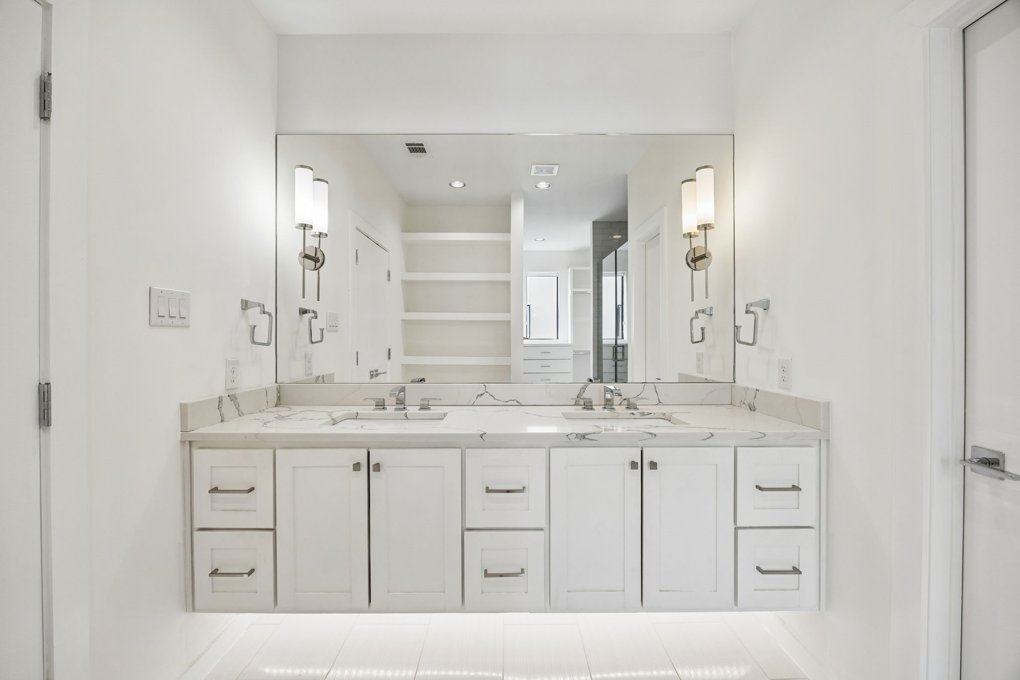 1851 Summit Avenue Dallas TX 75206