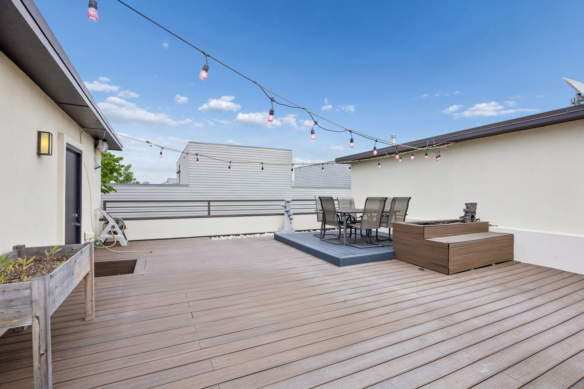 1851 Summit Avenue Dallas TX 75206