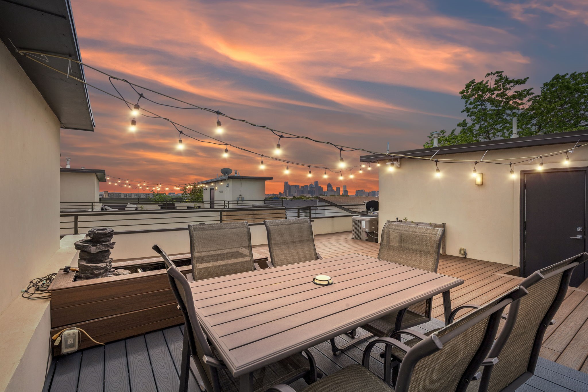 1851 Summit Avenue Dallas TX 75206
