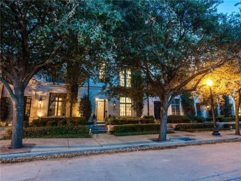2222 Worthington Street Dallas TX 75204