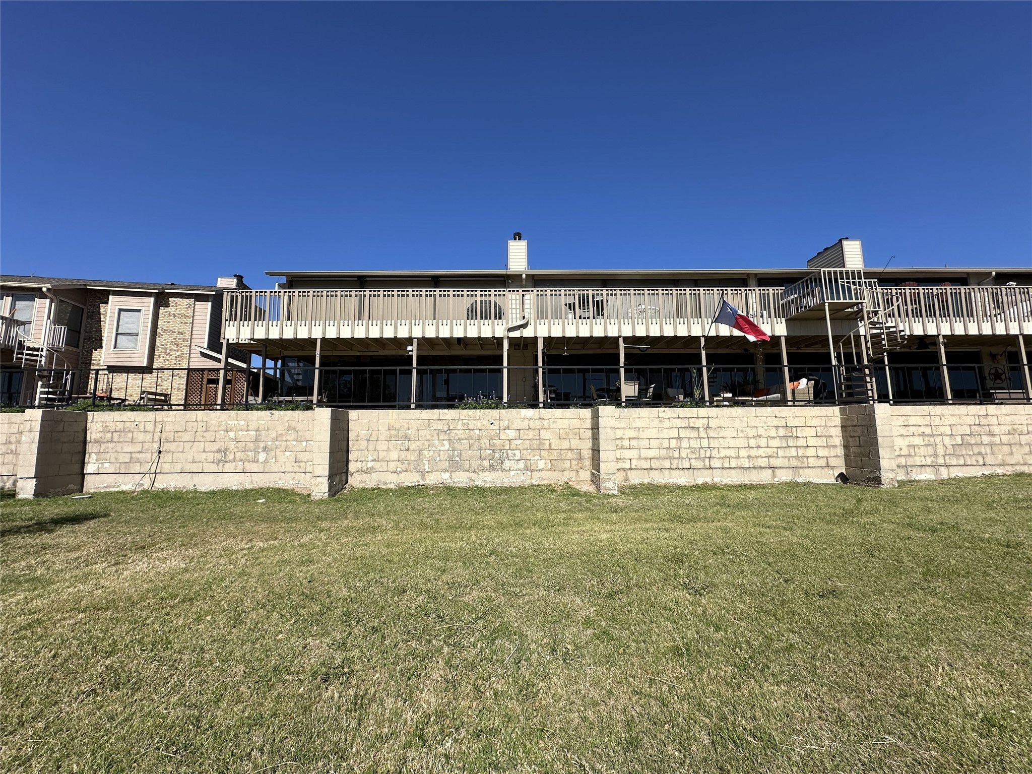 2002 Mockingbird Bend Possum Kingdom Lake TX 76449