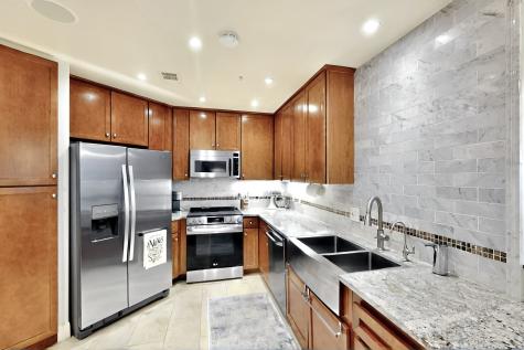 330 Las Colinas Boulevard E Irving TX 75039