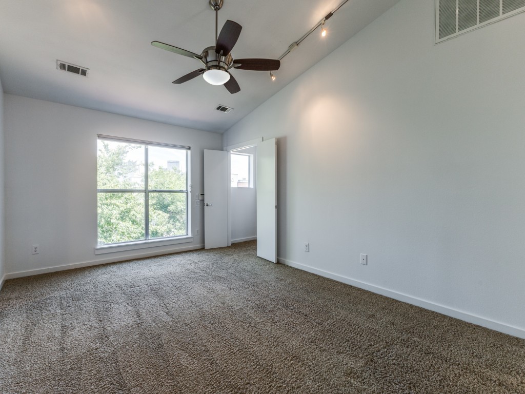 1209 Urban Lofts Drive Dallas TX 75215