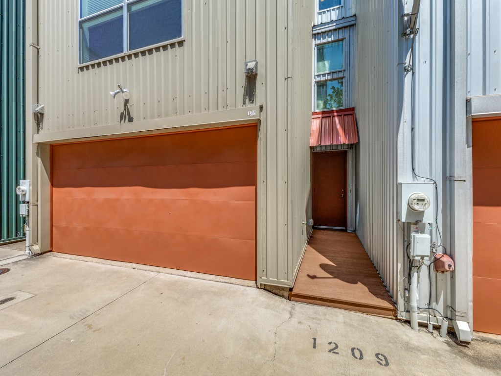 1209 Urban Lofts Drive Dallas TX 75215
