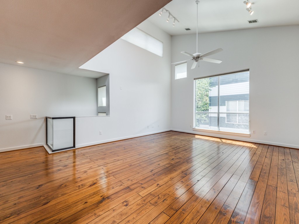 1209 Urban Lofts Drive Dallas TX 75215