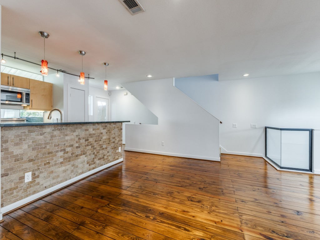 1209 Urban Lofts Drive Dallas TX 75215