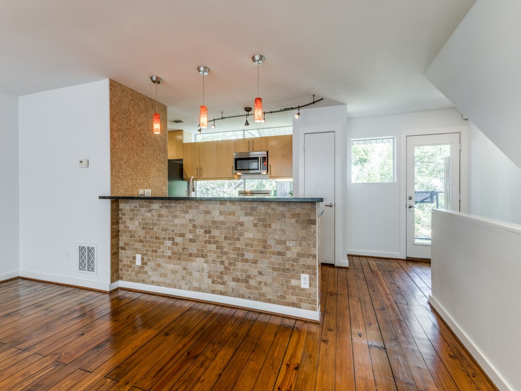 1209 Urban Lofts Drive Dallas TX 75215