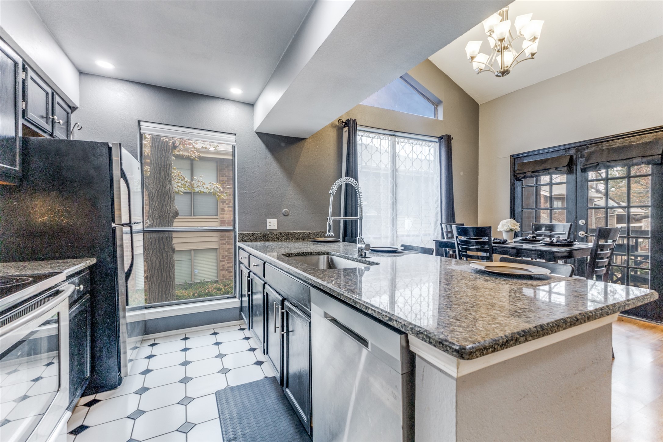5750 Phoenix Drive Dallas TX 75231
