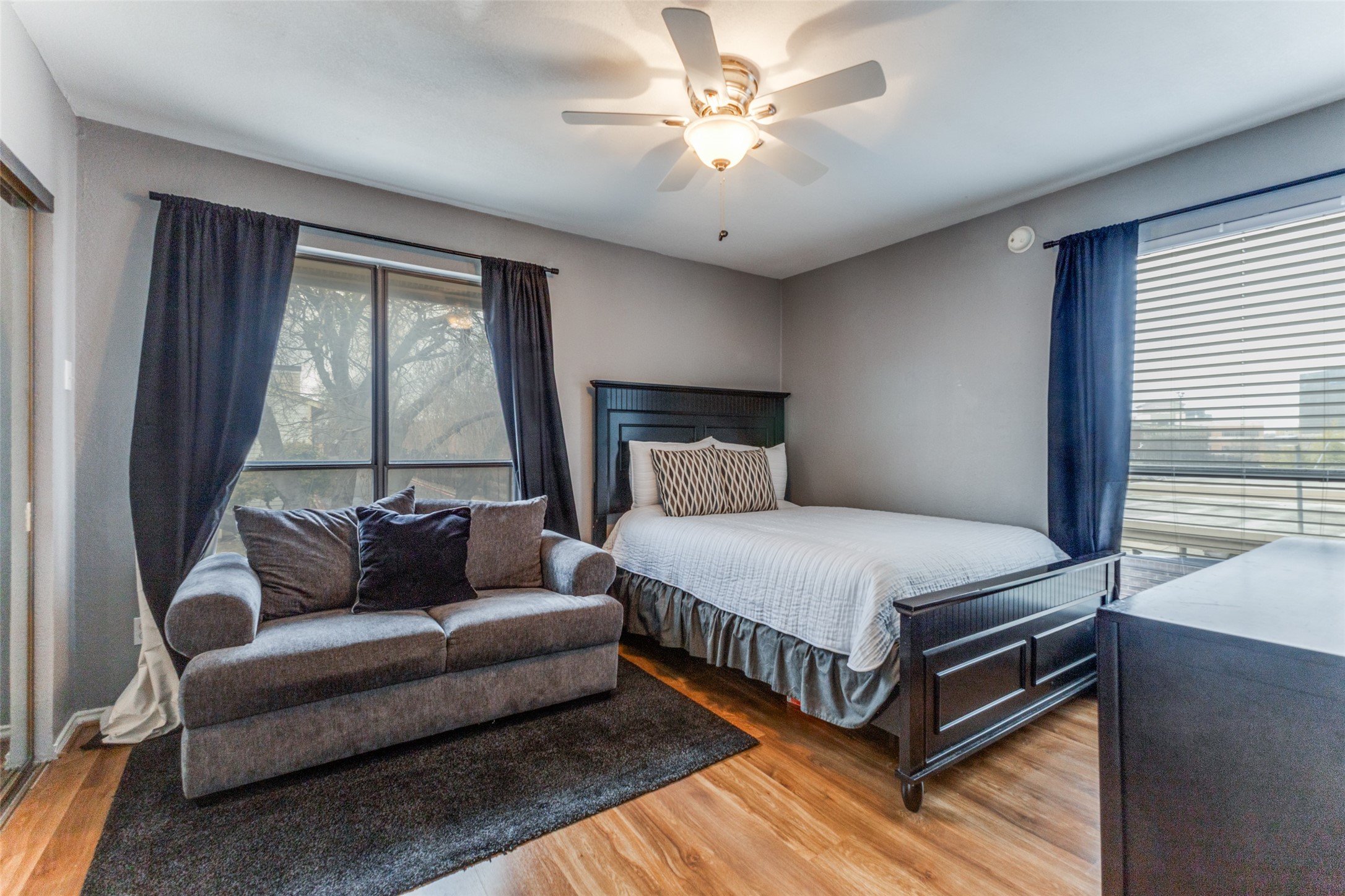 5750 Phoenix Drive Dallas TX 75231
