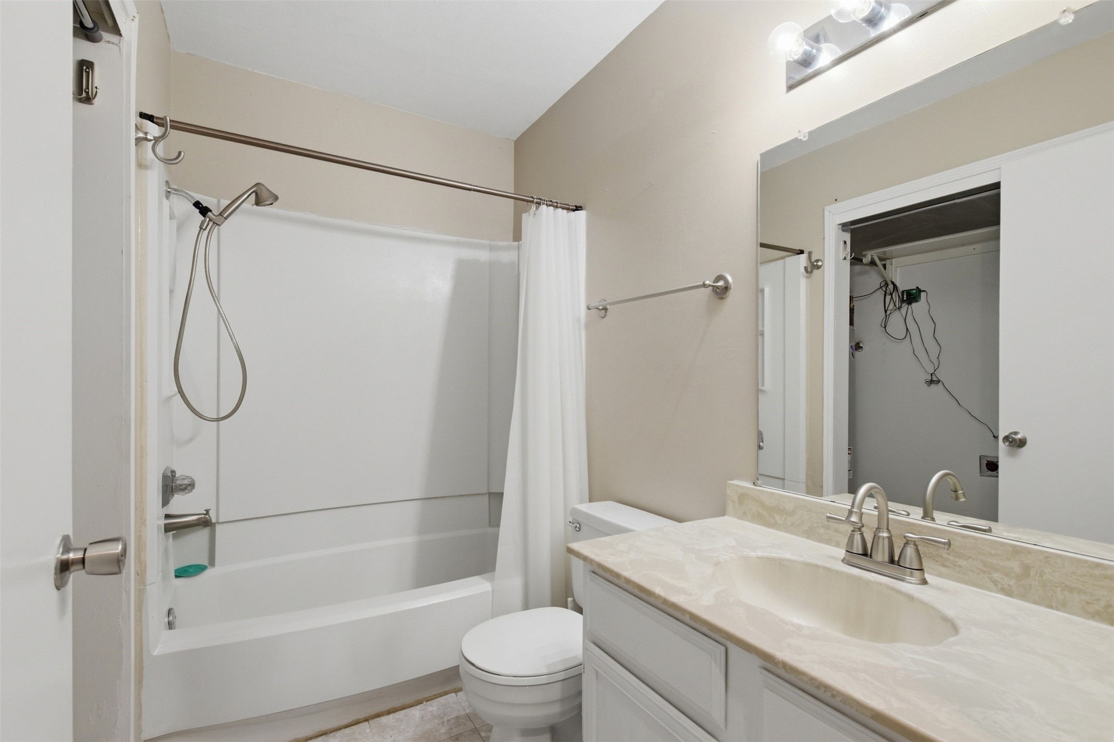 5909 Lake Hubbard Parkway Garland TX 75043