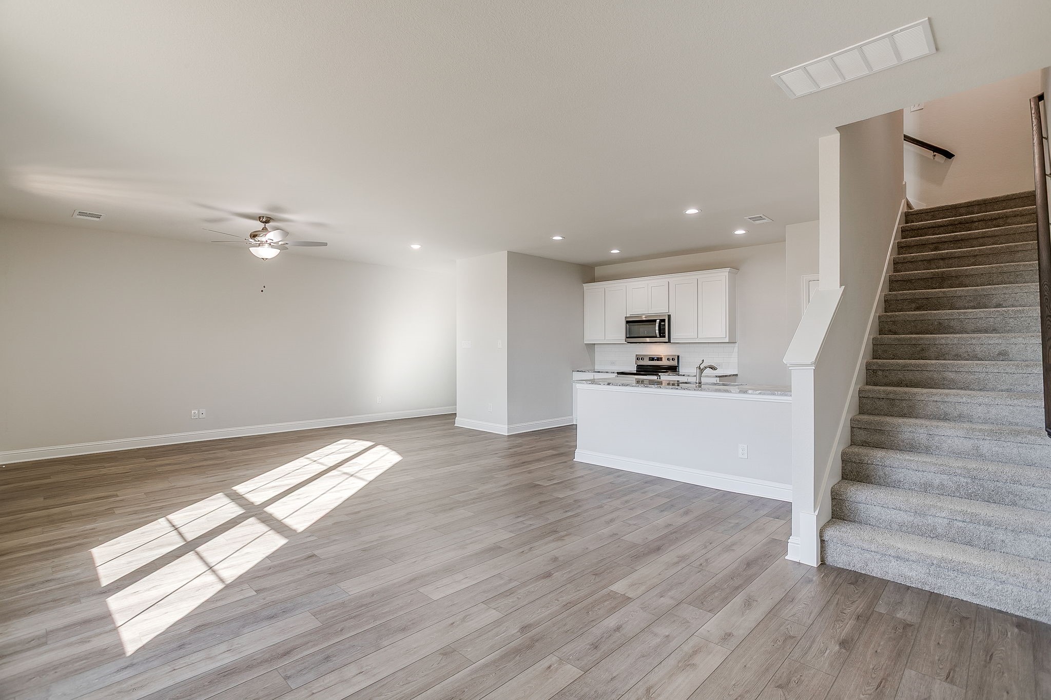 6815 Robert Reed Drive Arlington TX 76001