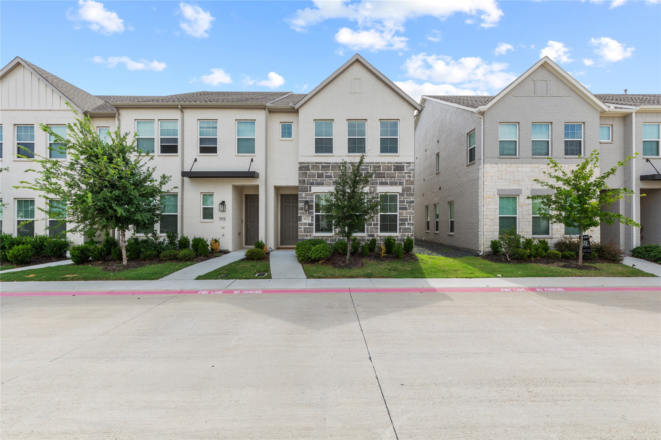 9924 Hennings Street Irving TX 75063