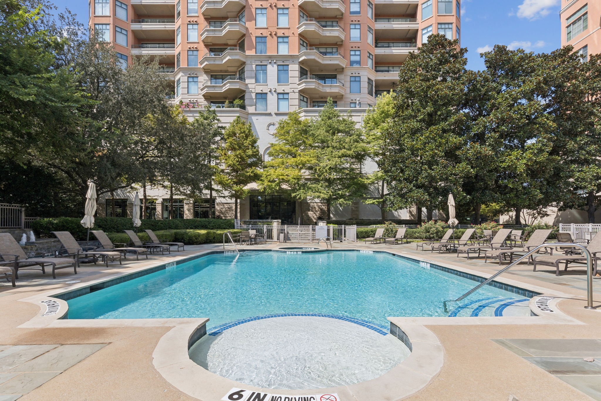 2828 Hood Street Dallas TX 75219