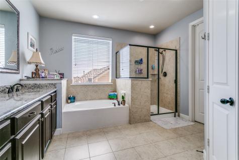 6738 Plaza Via Irving TX 75039