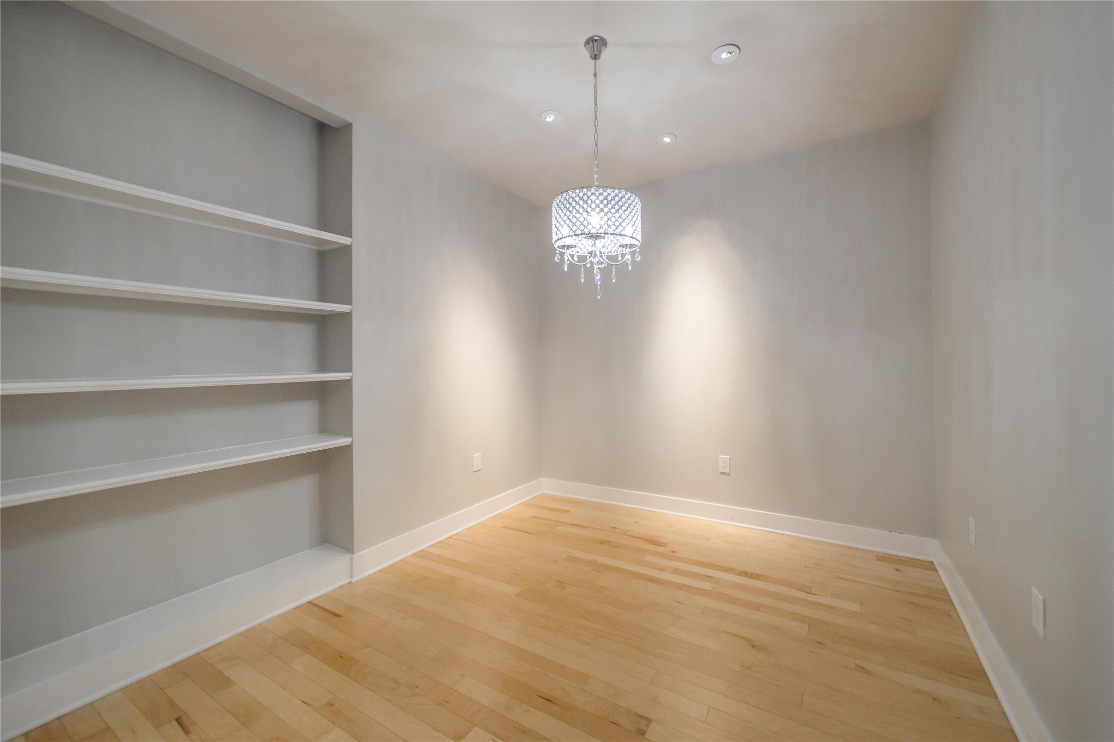 4414 Cedar Springs Road Dallas TX 75219