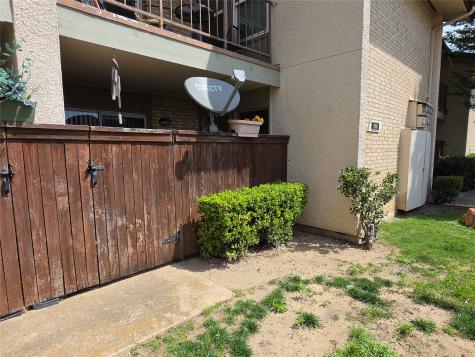 12816 Midway Road Dallas TX 75244