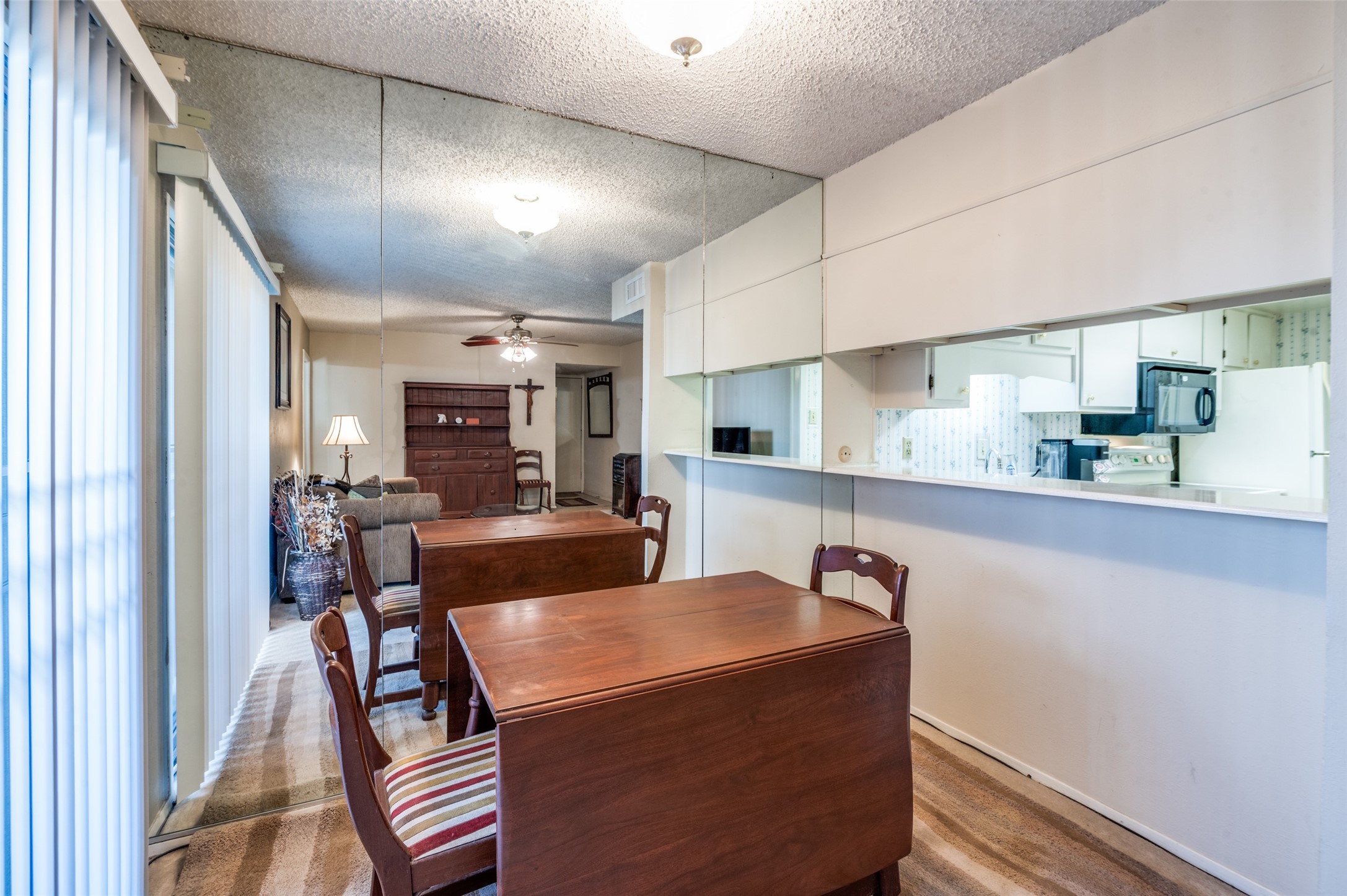 12816 Midway Road Dallas TX 75244
