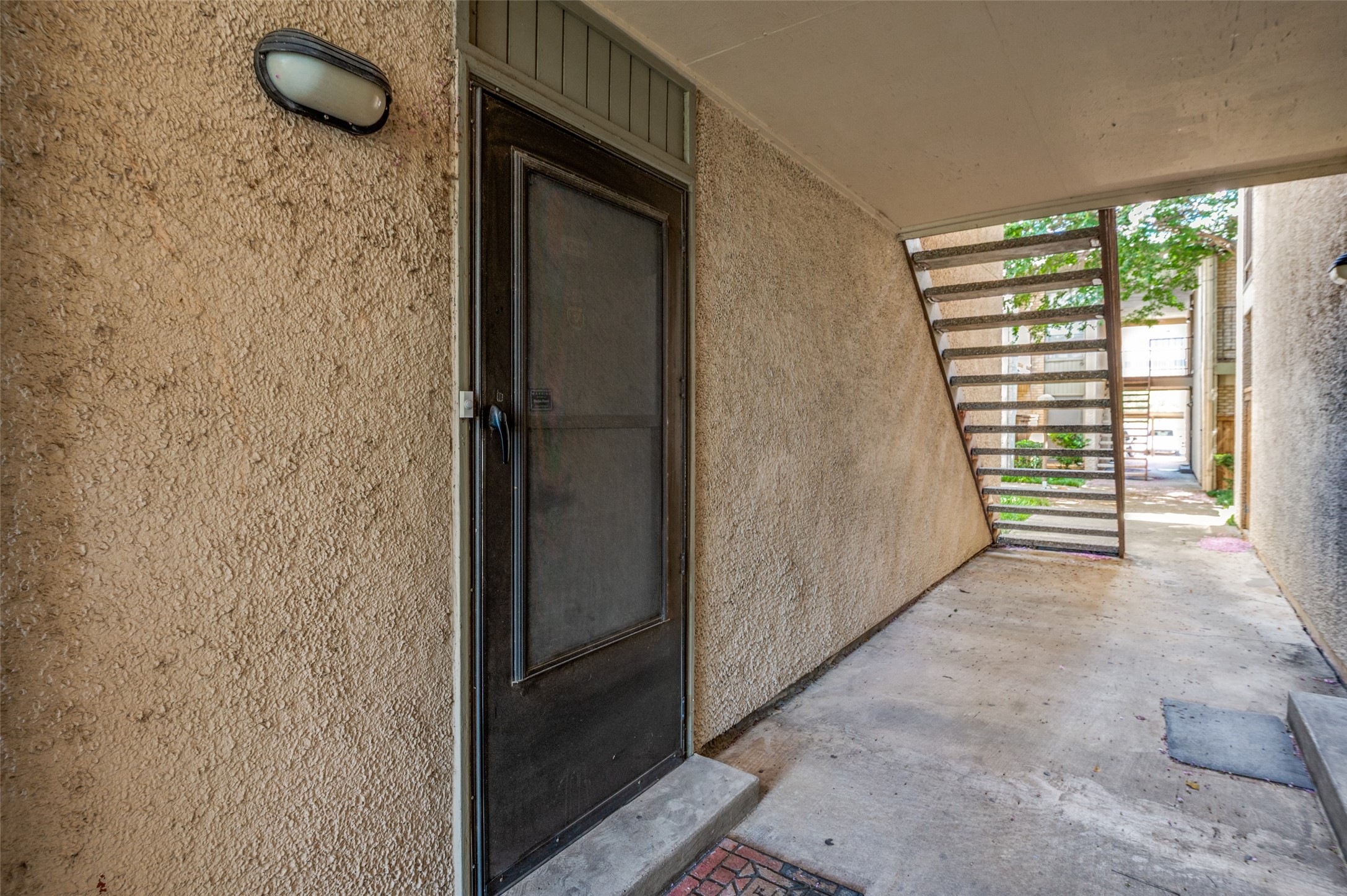 12816 Midway Road Dallas TX 75244