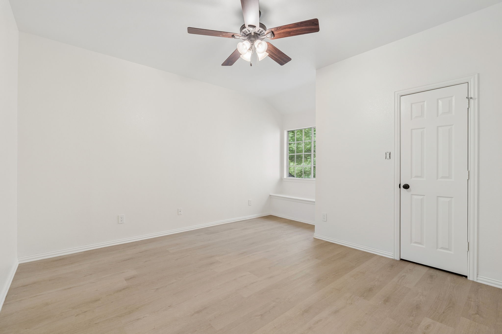 8607 Brittania Court Dallas TX 75243