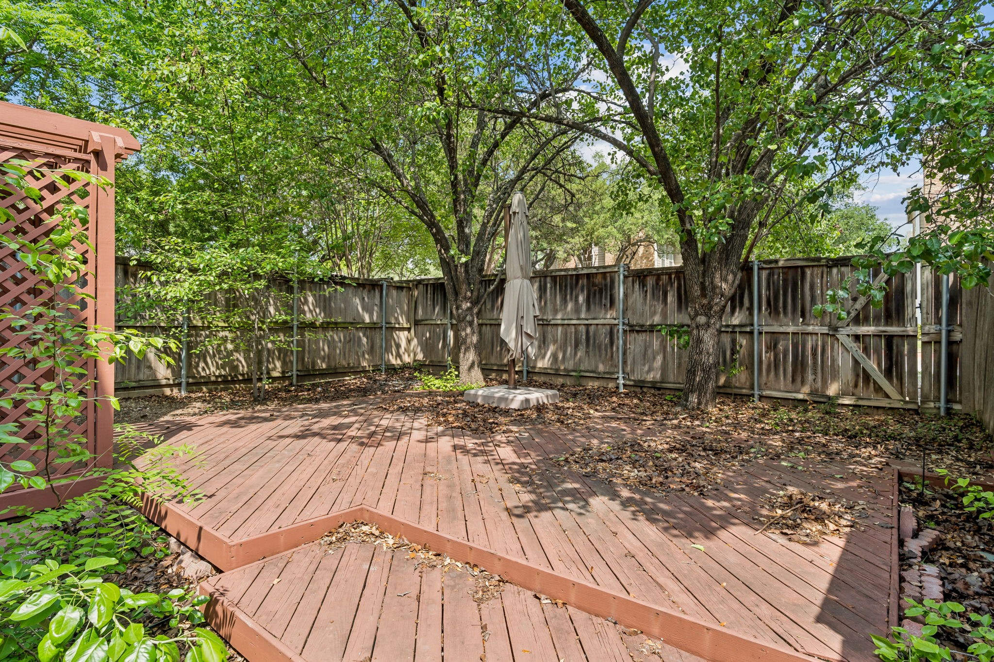 8607 Brittania Court Dallas TX 75243
