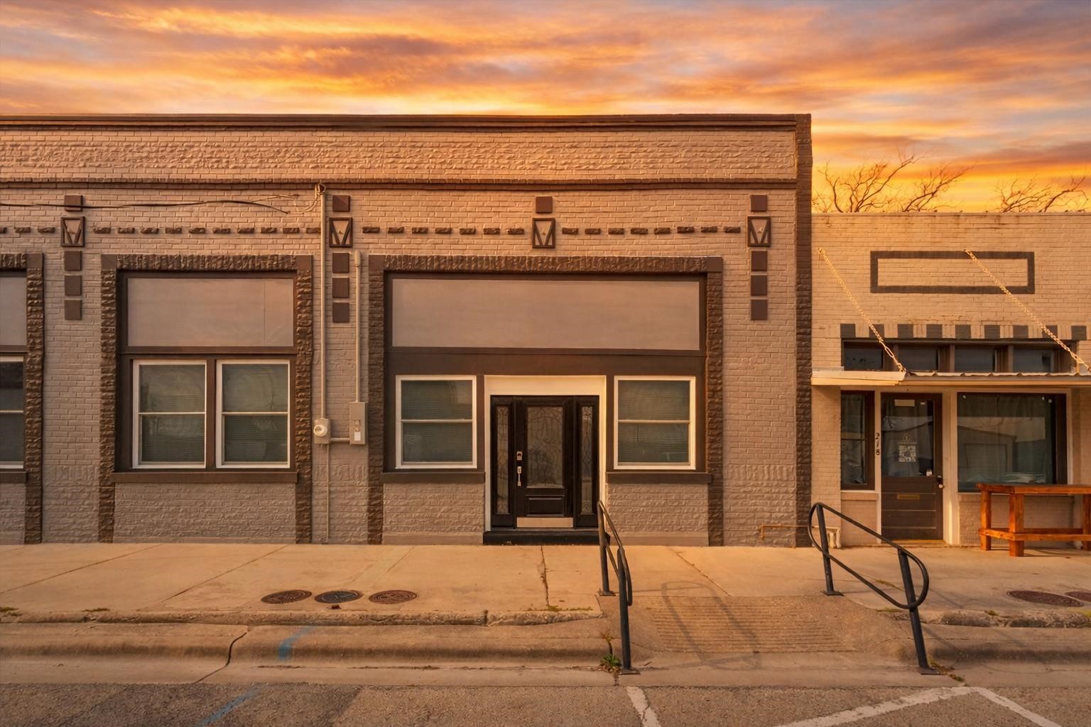 202 N Avenue D Clifton TX 76634
