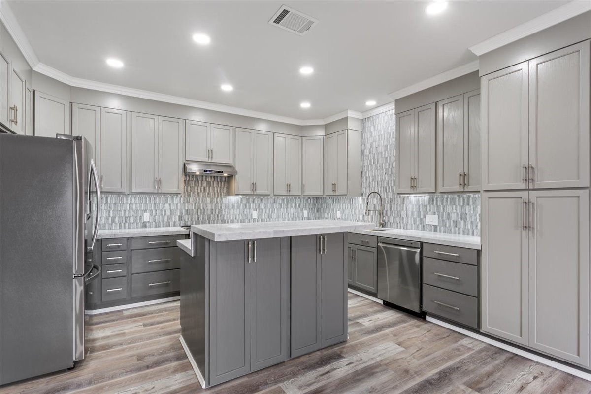 202 N Avenue D Clifton TX 76634