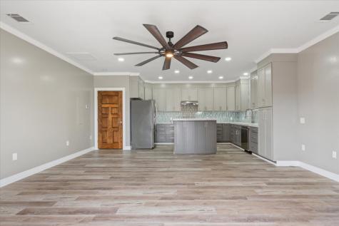 202 N Avenue D Clifton TX 76634