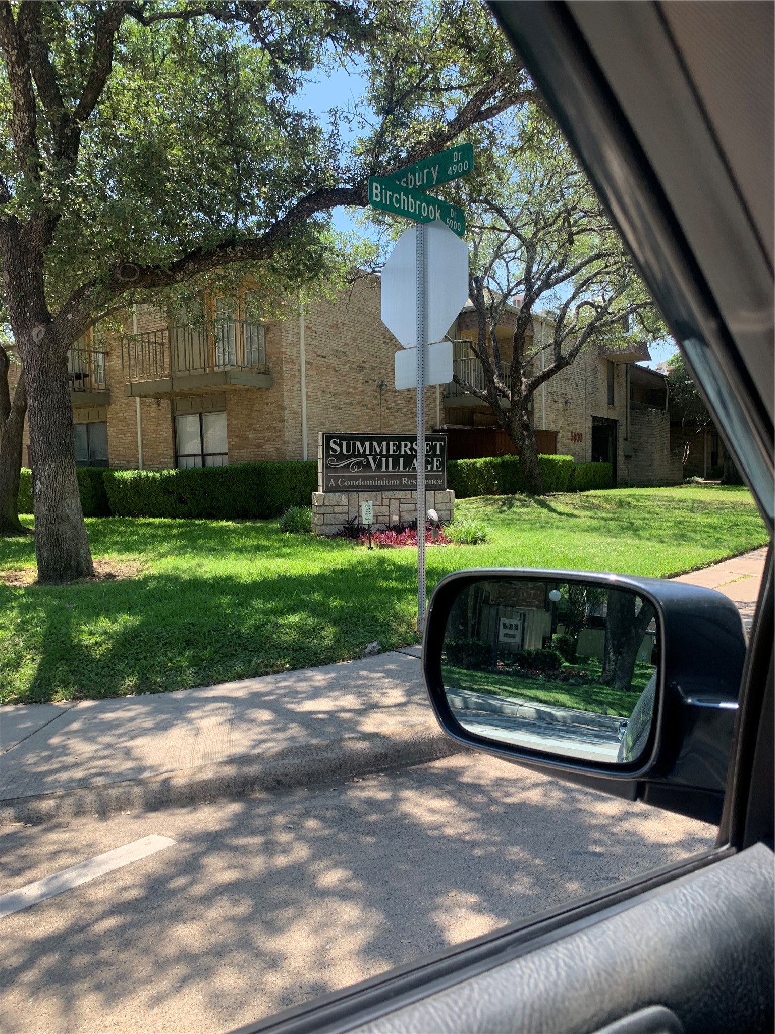 5930 Birchbrook Drive Dallas TX 75206