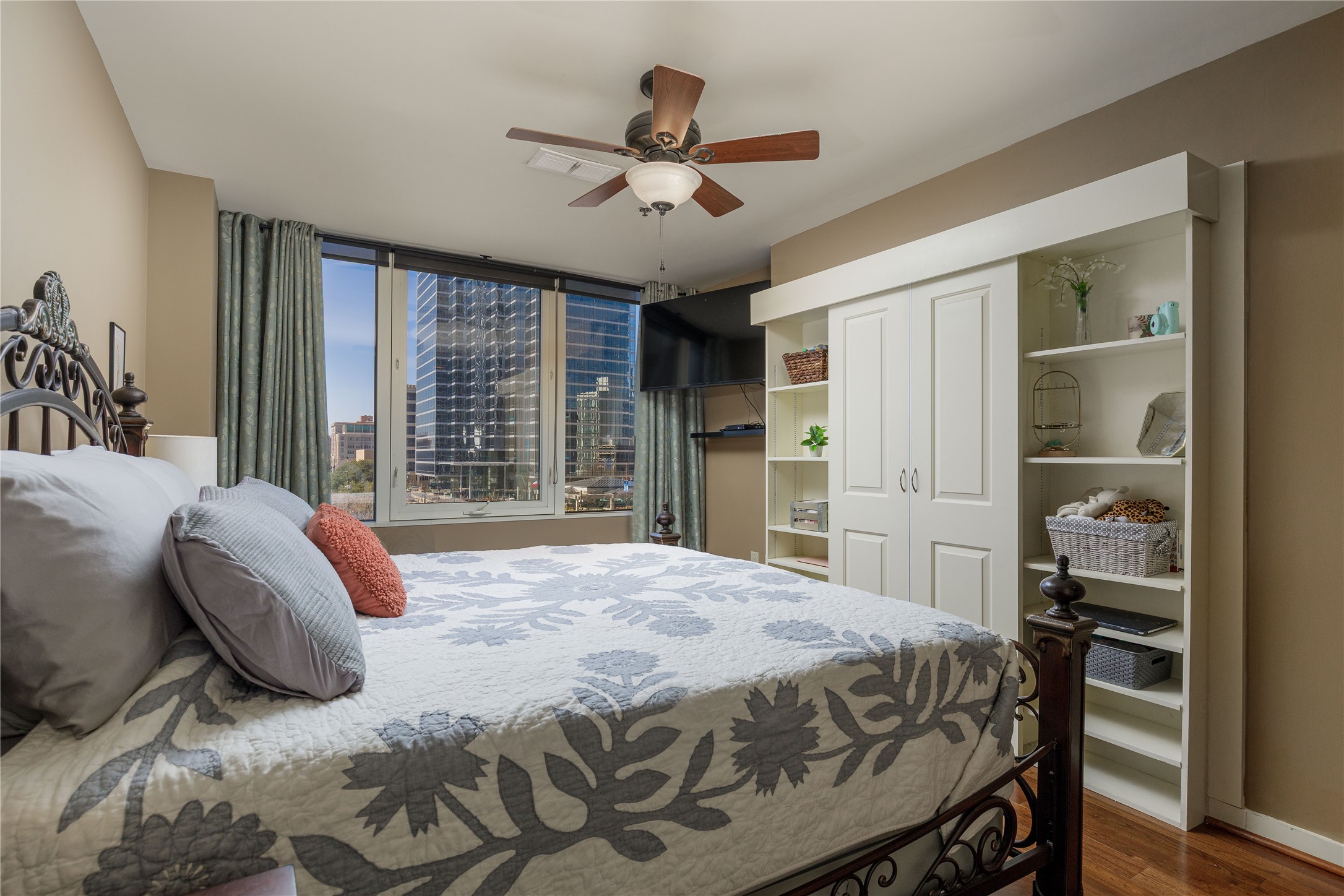 1200 Main Street Dallas TX 75202