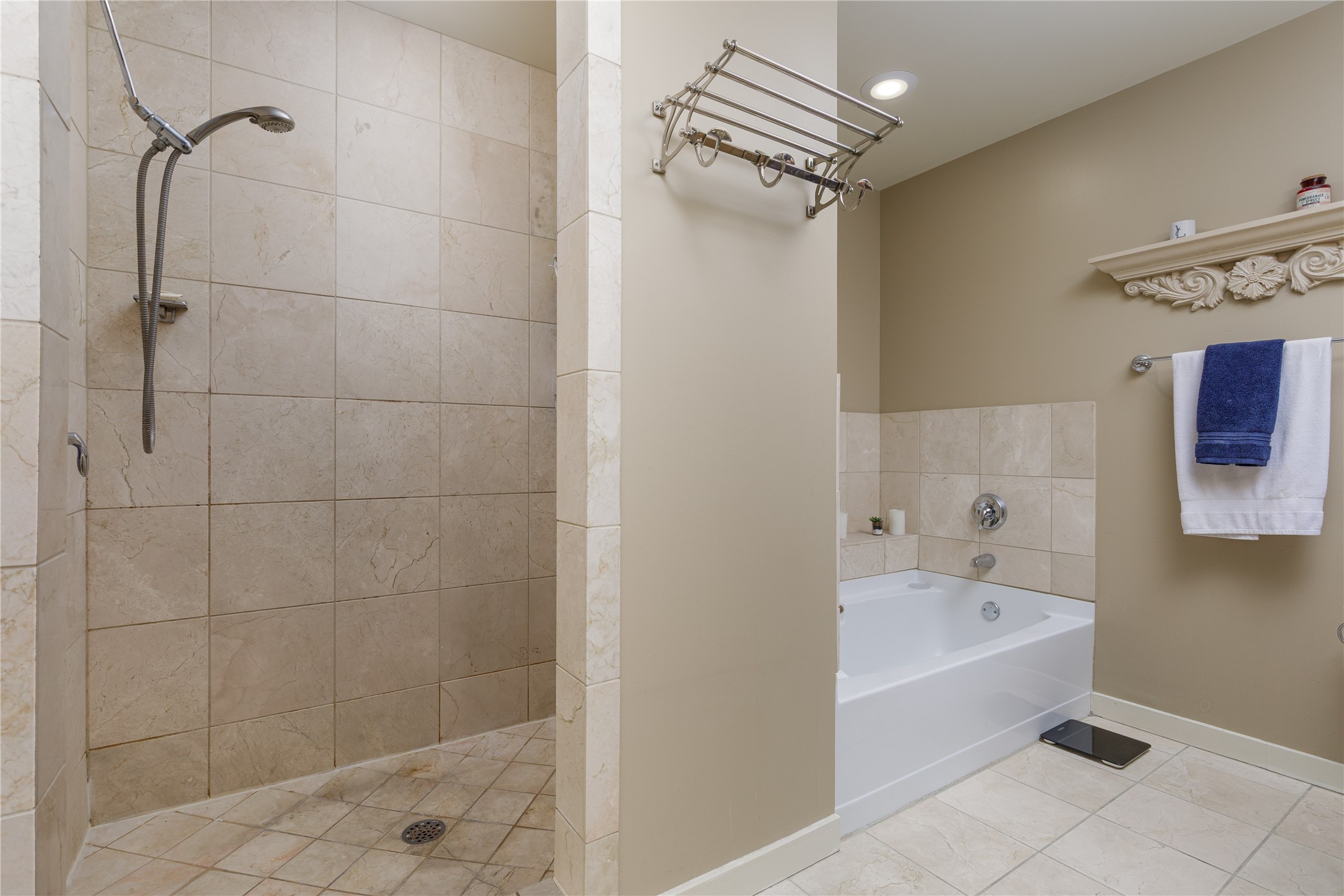 1200 Main Street Dallas TX 75202