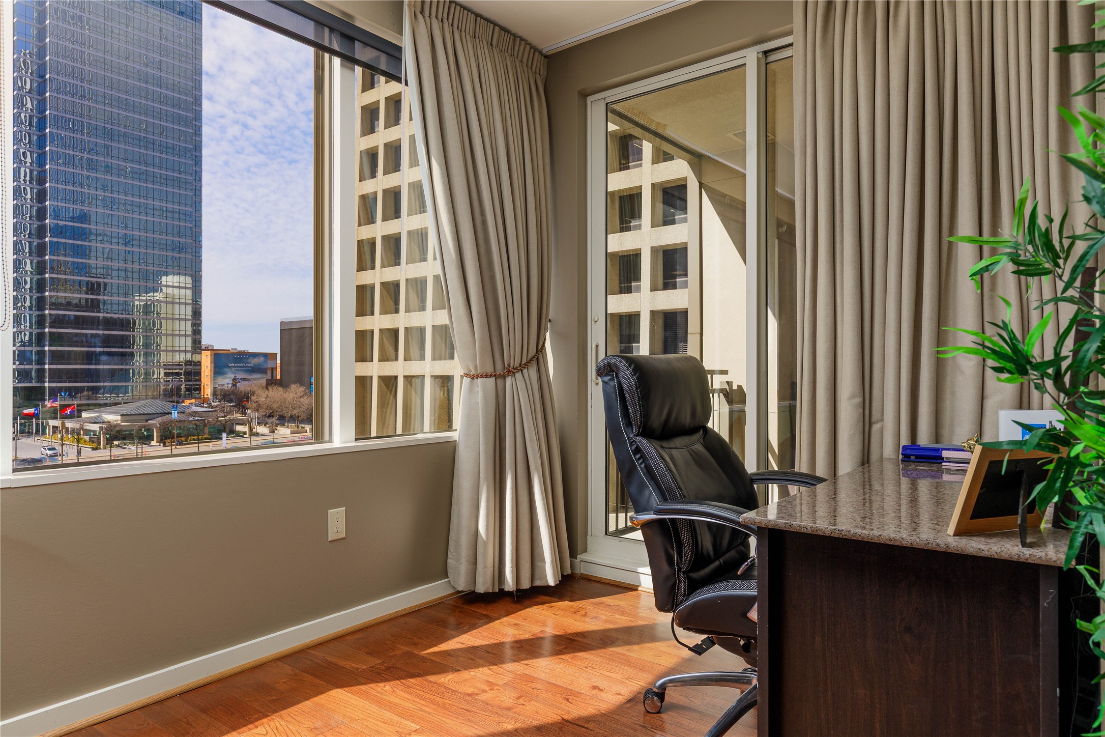 1200 Main Street Dallas TX 75202