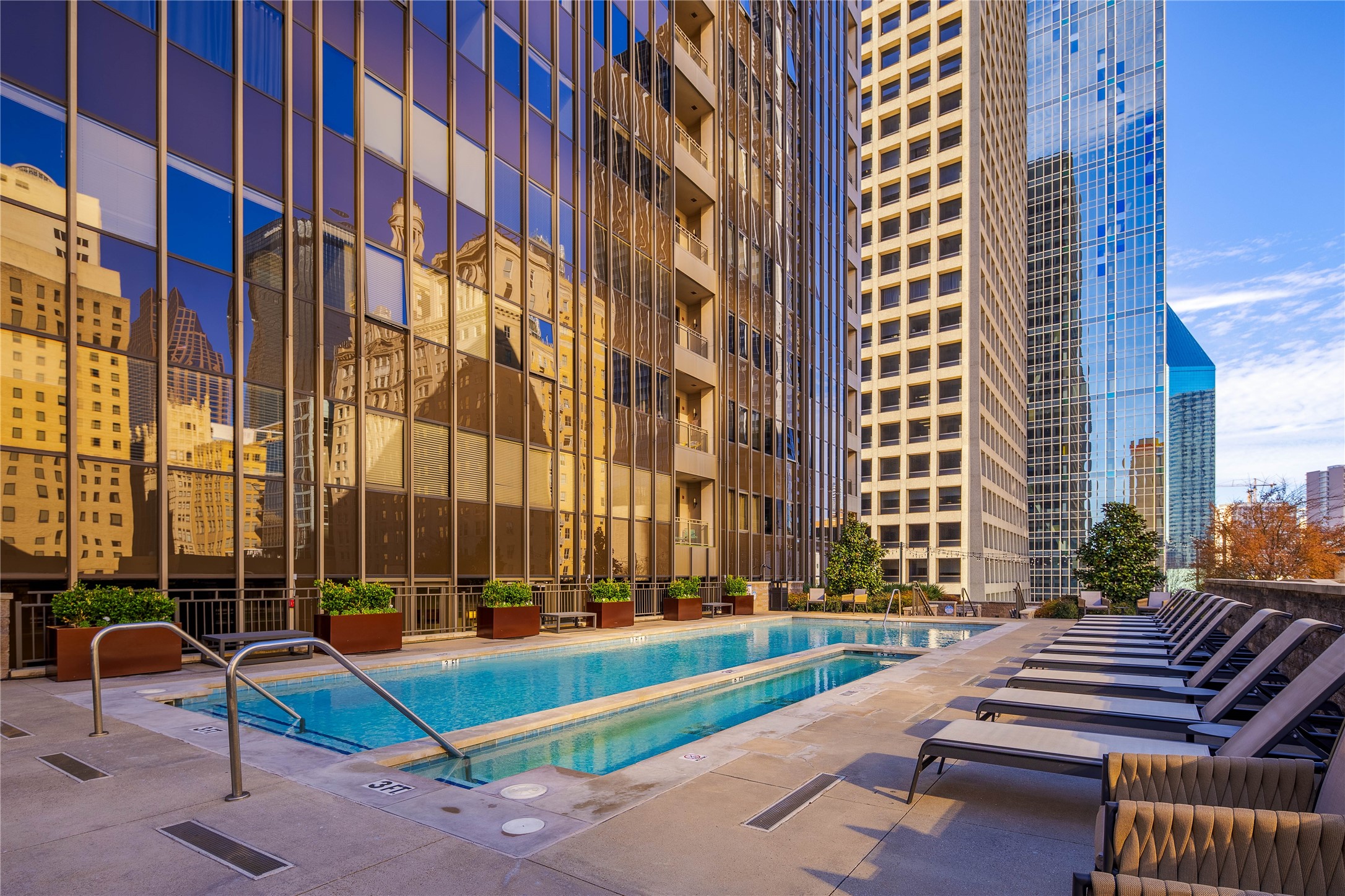 1200 Main Street Dallas TX 75202