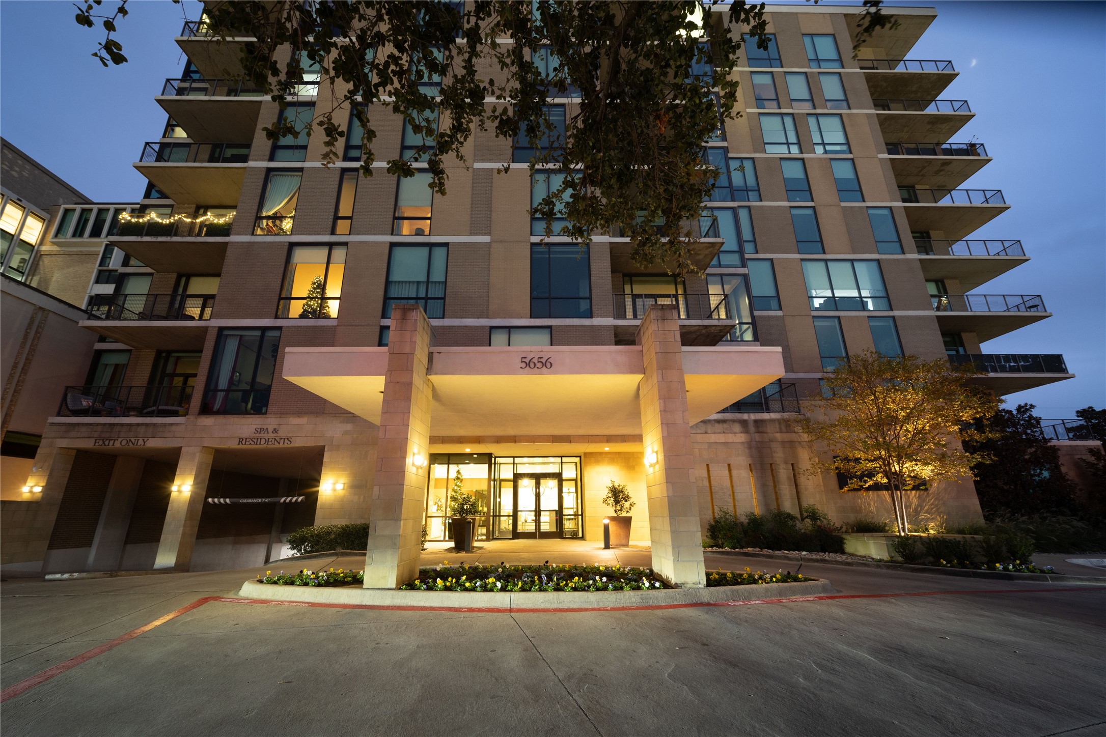 5656 N Central Expressway Dallas TX 75206