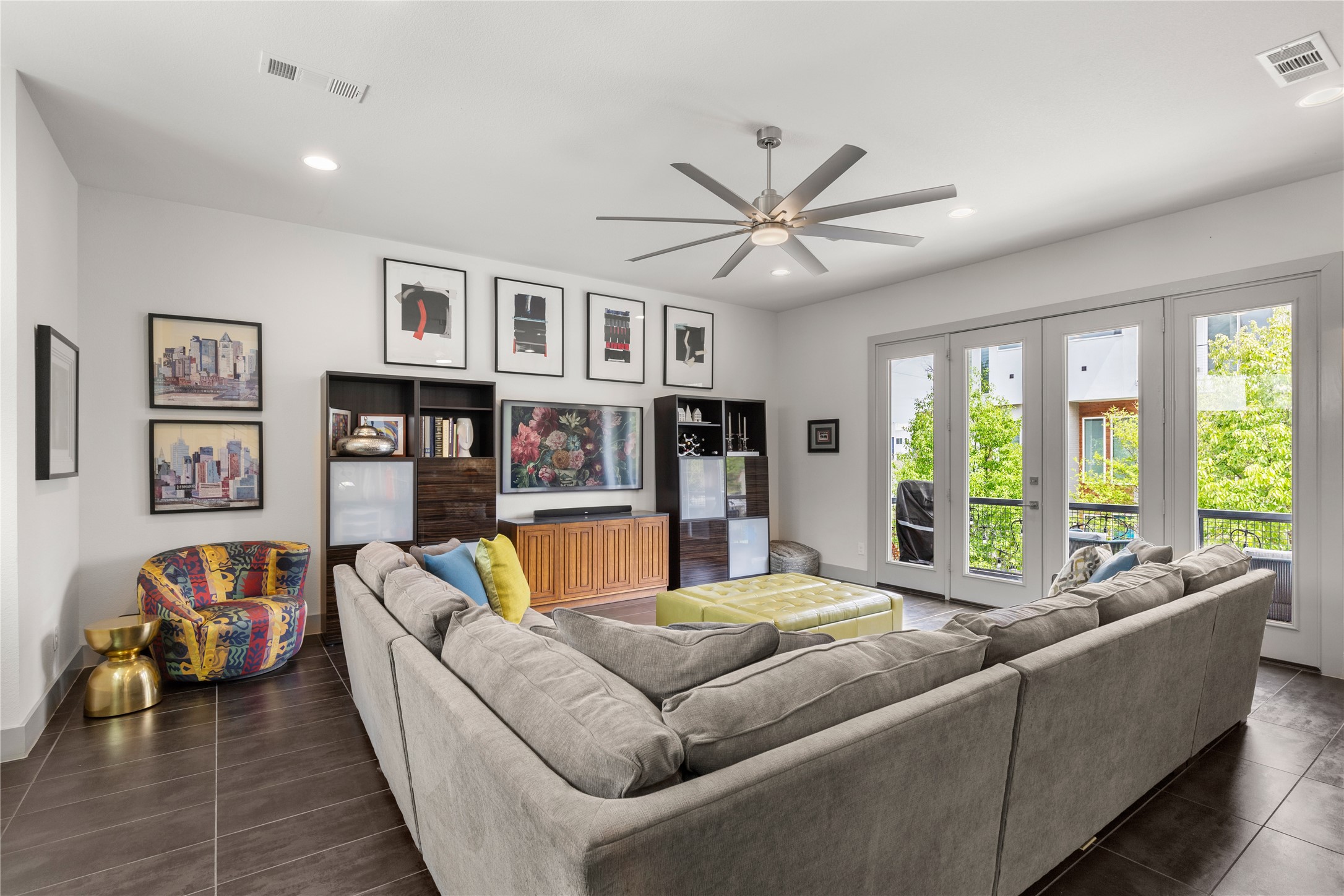 276 Currie Street Fort Worth TX 76107