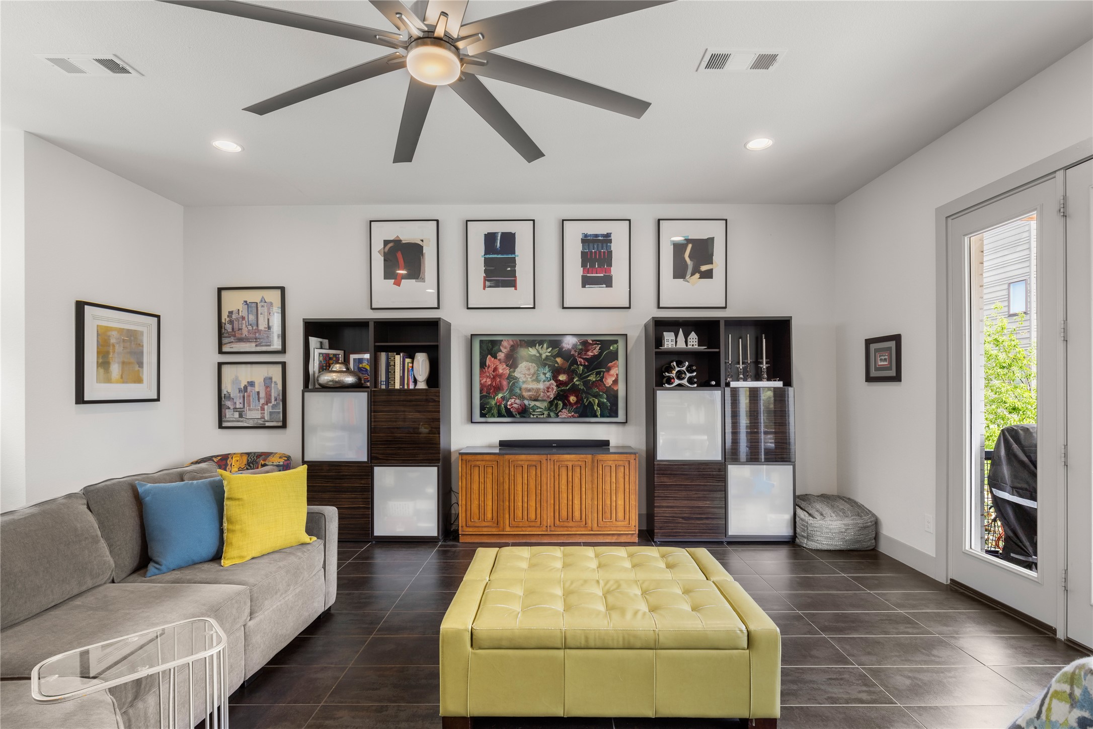 276 Currie Street Fort Worth TX 76107