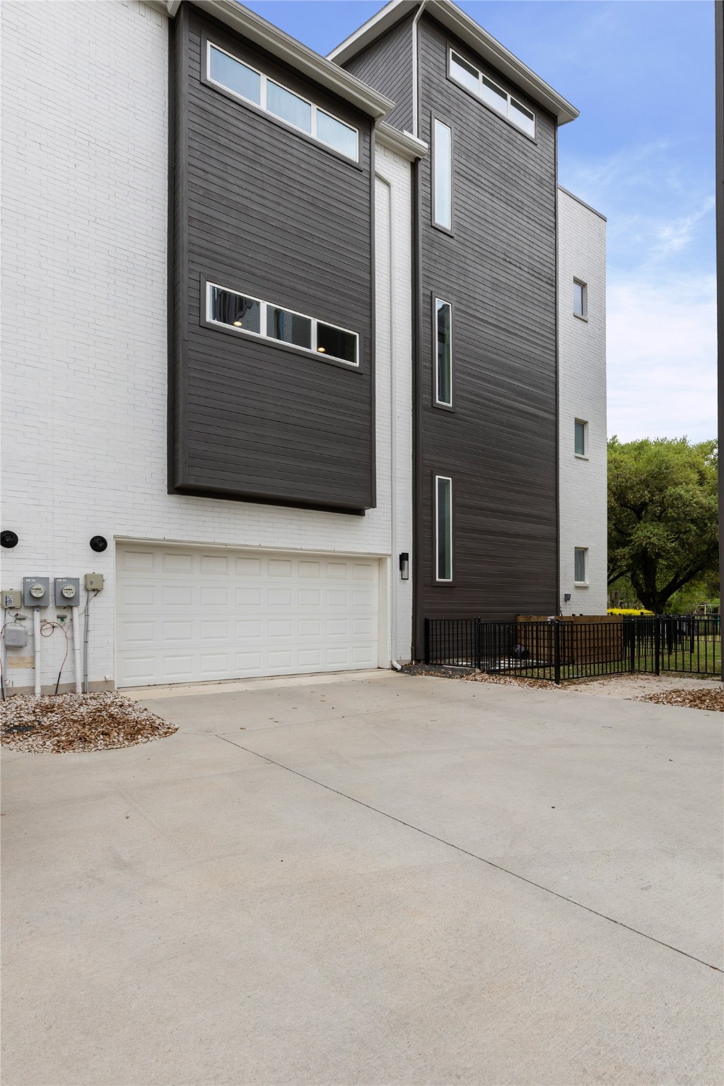 276 Currie Street Fort Worth TX 76107