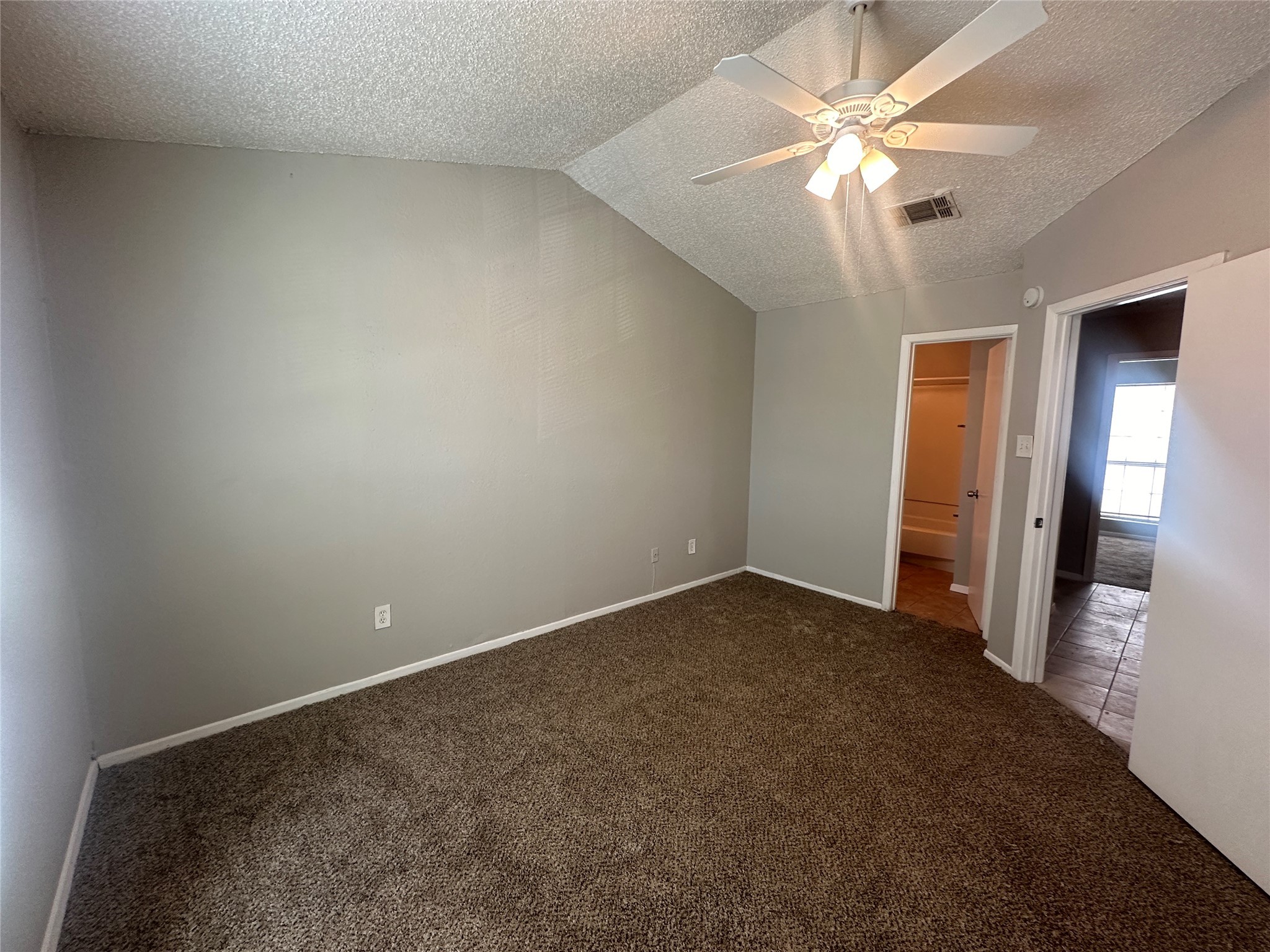 9447 Olde Towne Row Dallas TX 75227