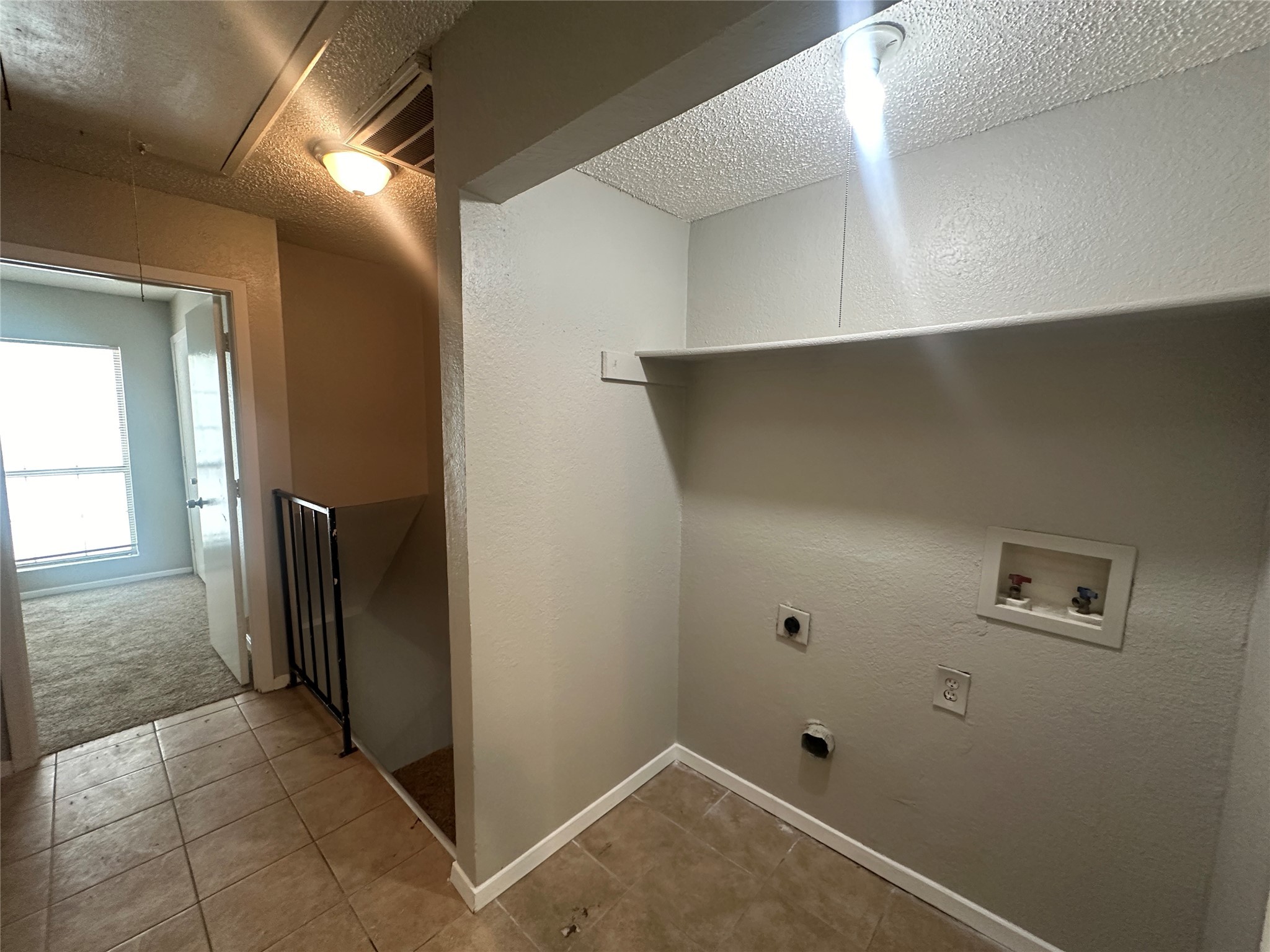 9447 Olde Towne Row Dallas TX 75227