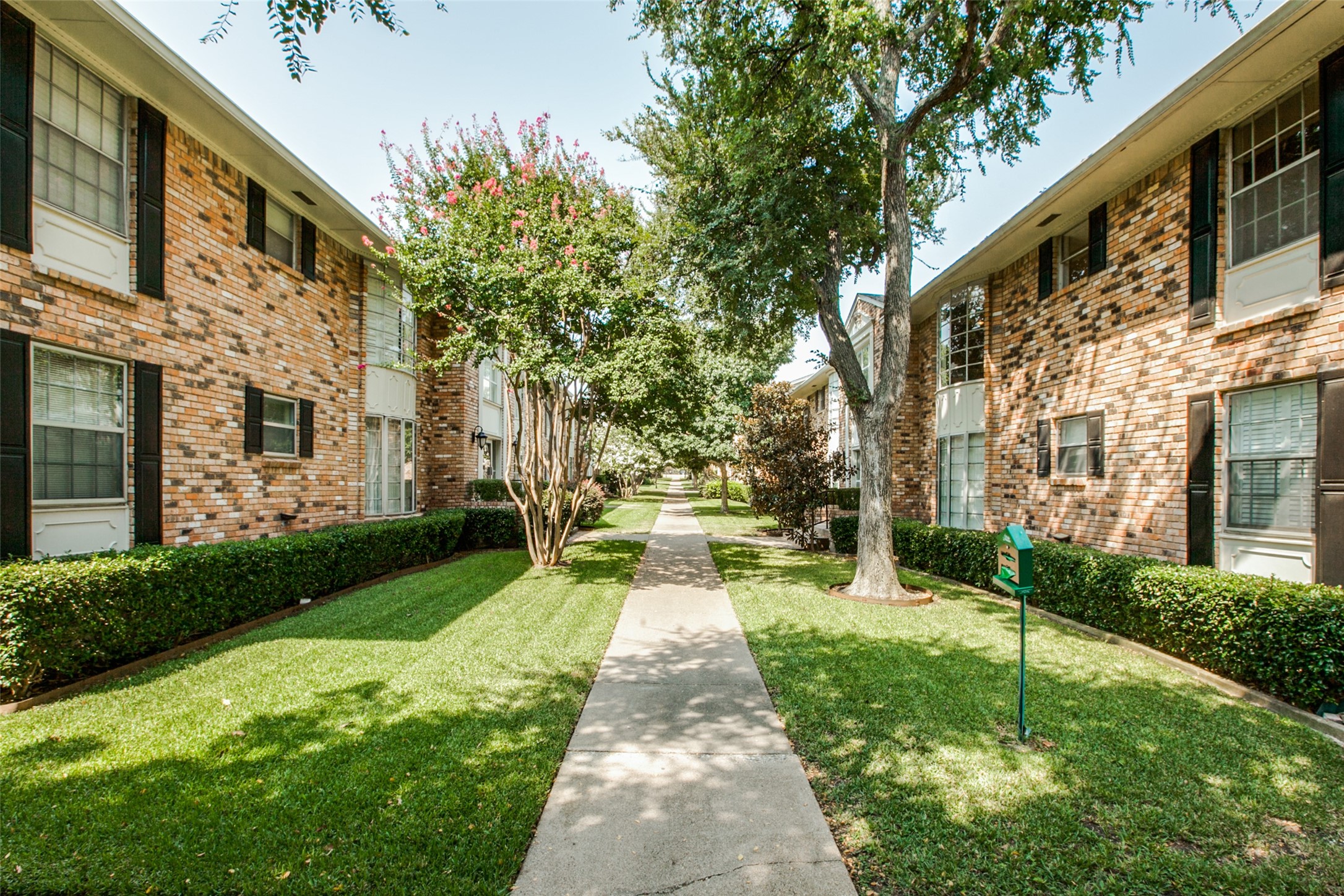 5835 E University Boulevard Dallas TX 75206
