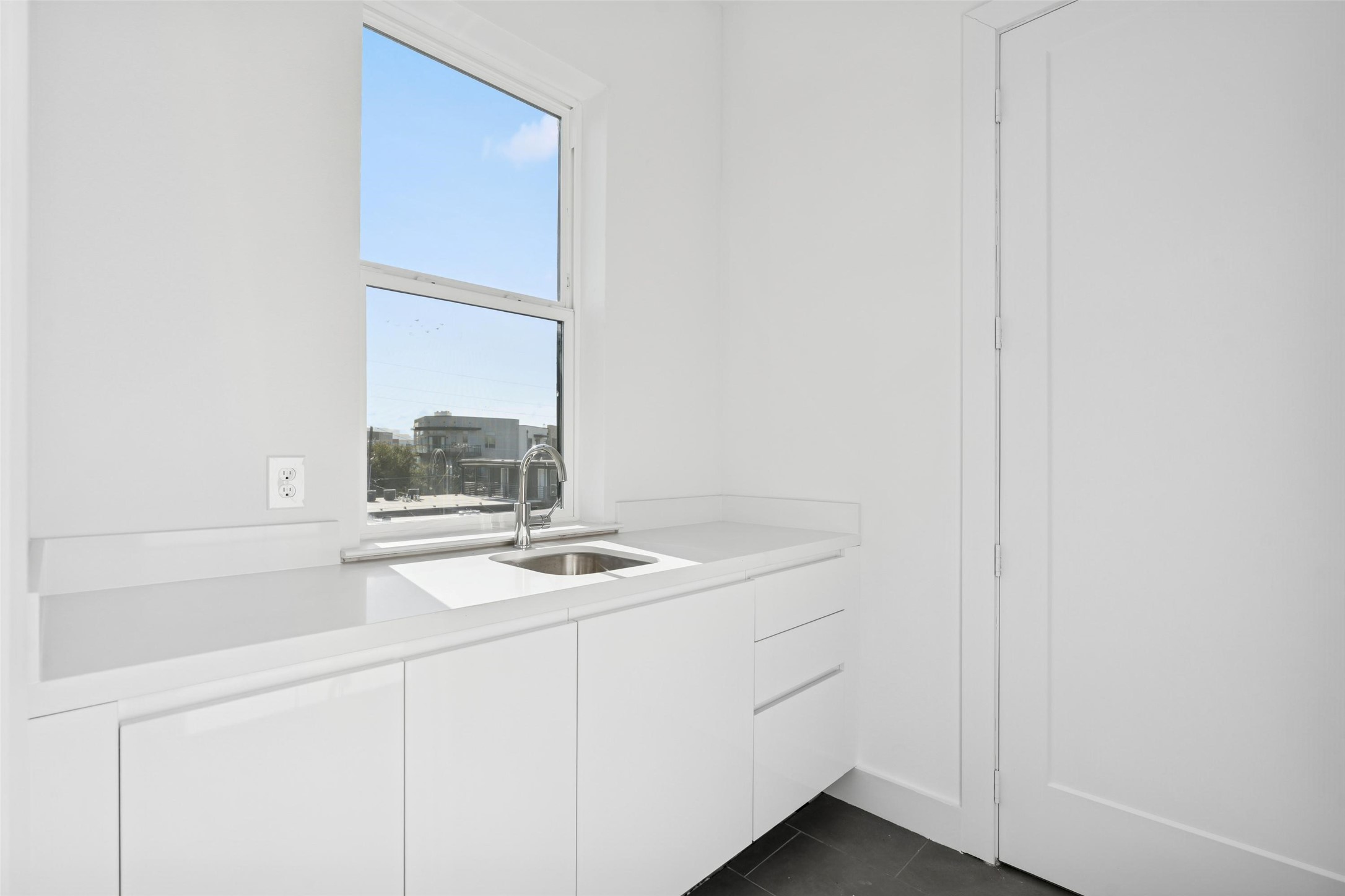 3040 Chimes Street Dallas TX 75219