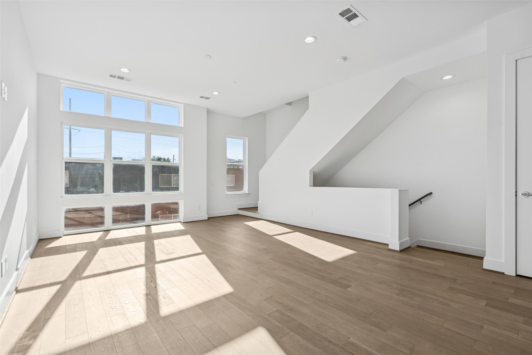 3040 Chimes Street Dallas TX 75219