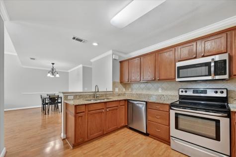 815 Earhart Avenue Grand Prairie TX 75051