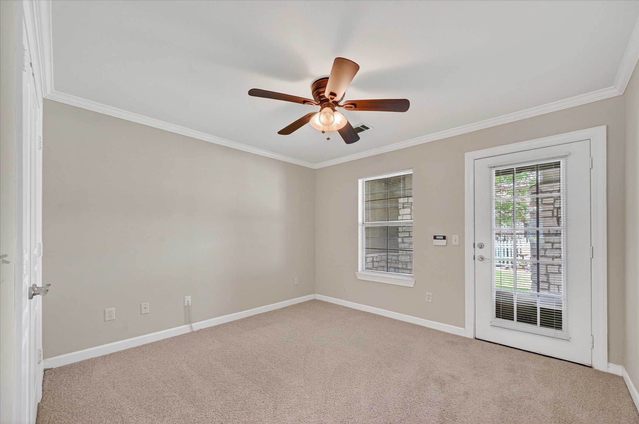 815 Earhart Avenue Grand Prairie TX 75051