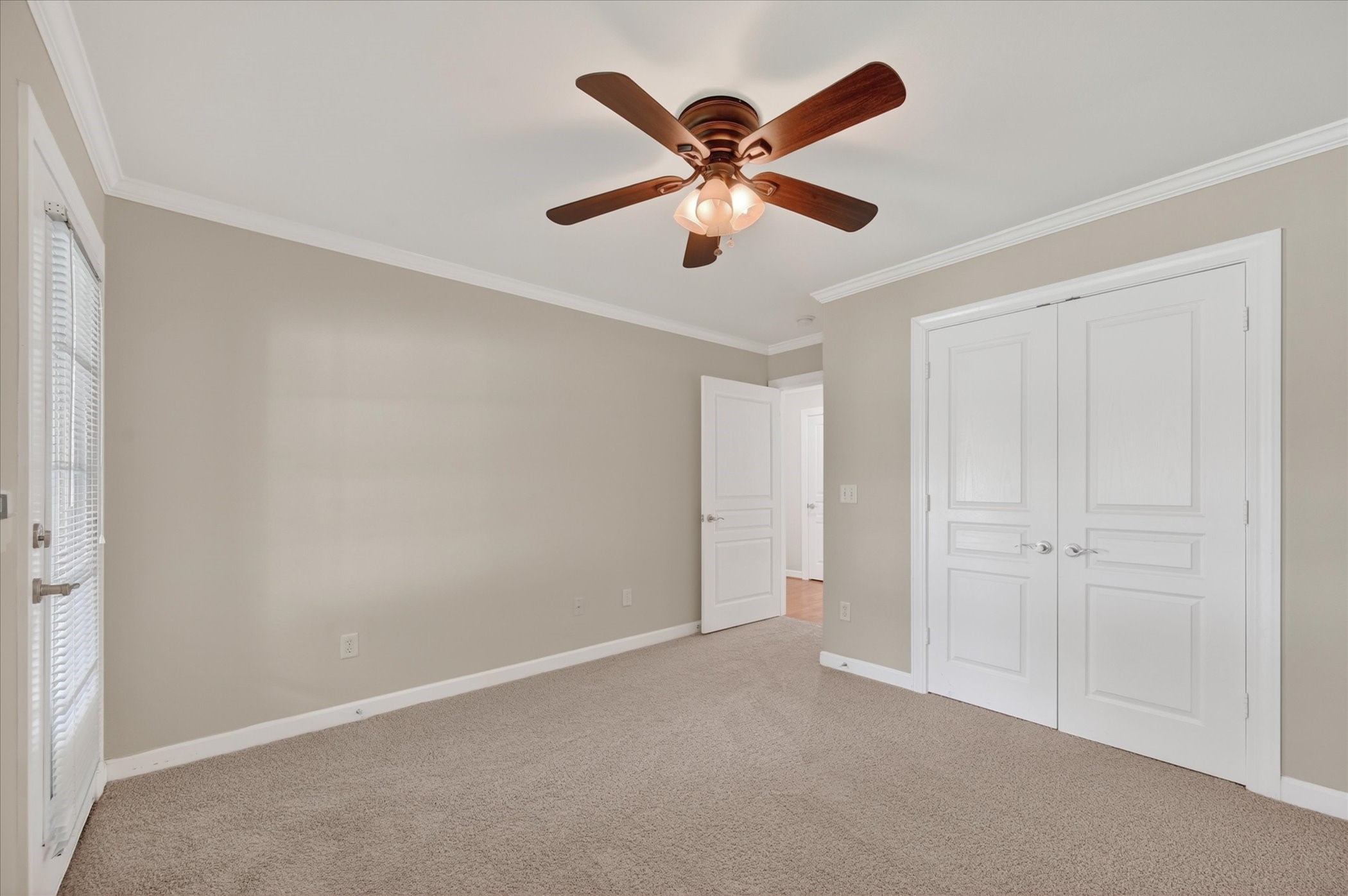 815 Earhart Avenue Grand Prairie TX 75051