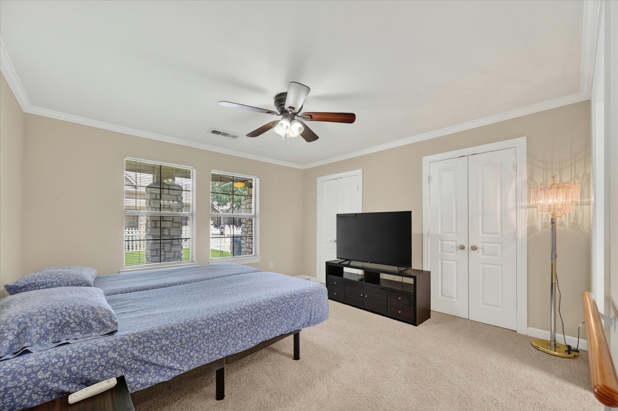 815 Earhart Avenue Grand Prairie TX 75051