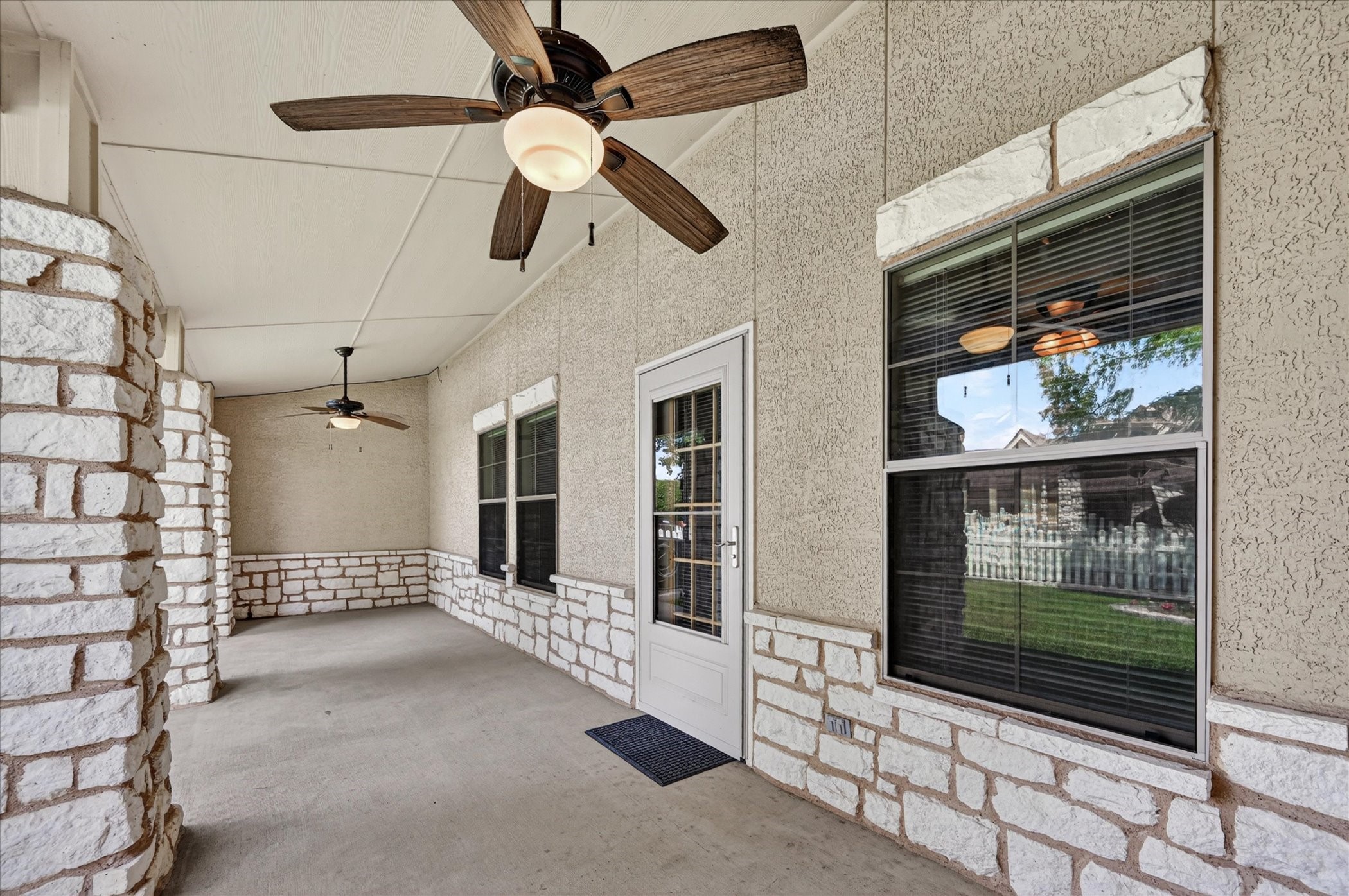815 Earhart Avenue Grand Prairie TX 75051