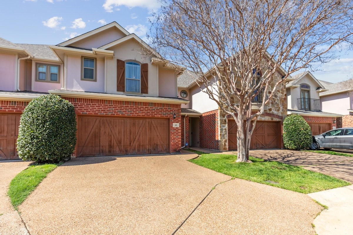109 Corinna Court Hurst TX 76053