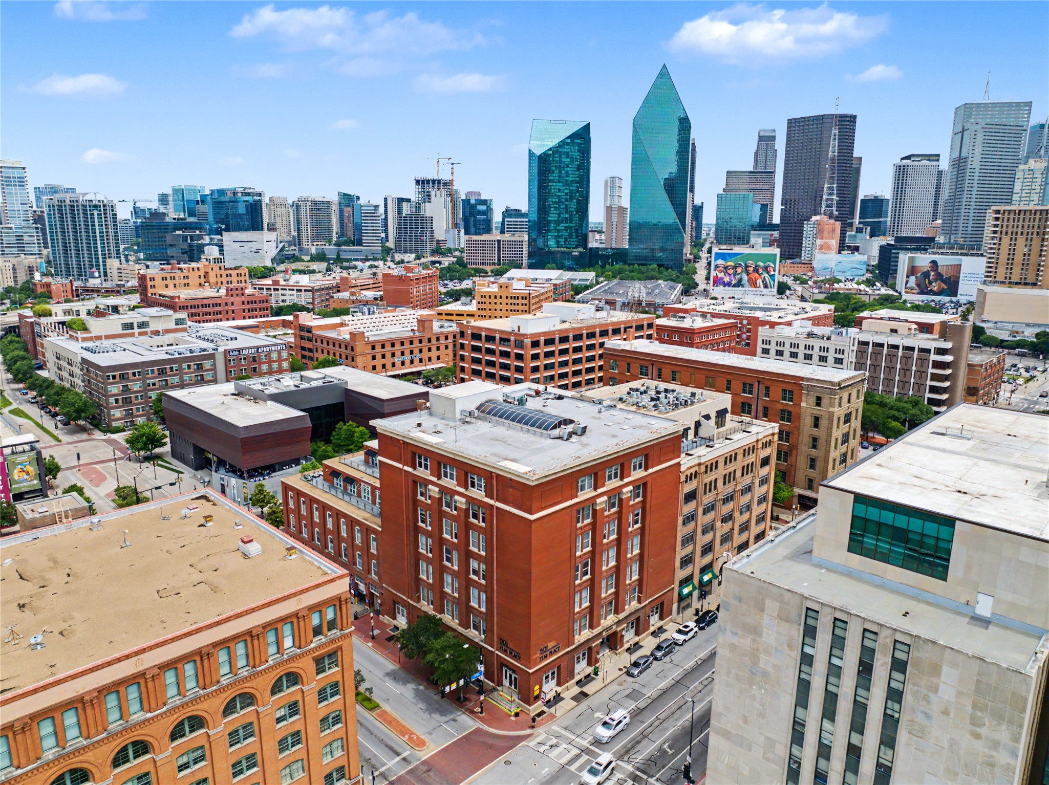 509 Elm Street Dallas TX 75202