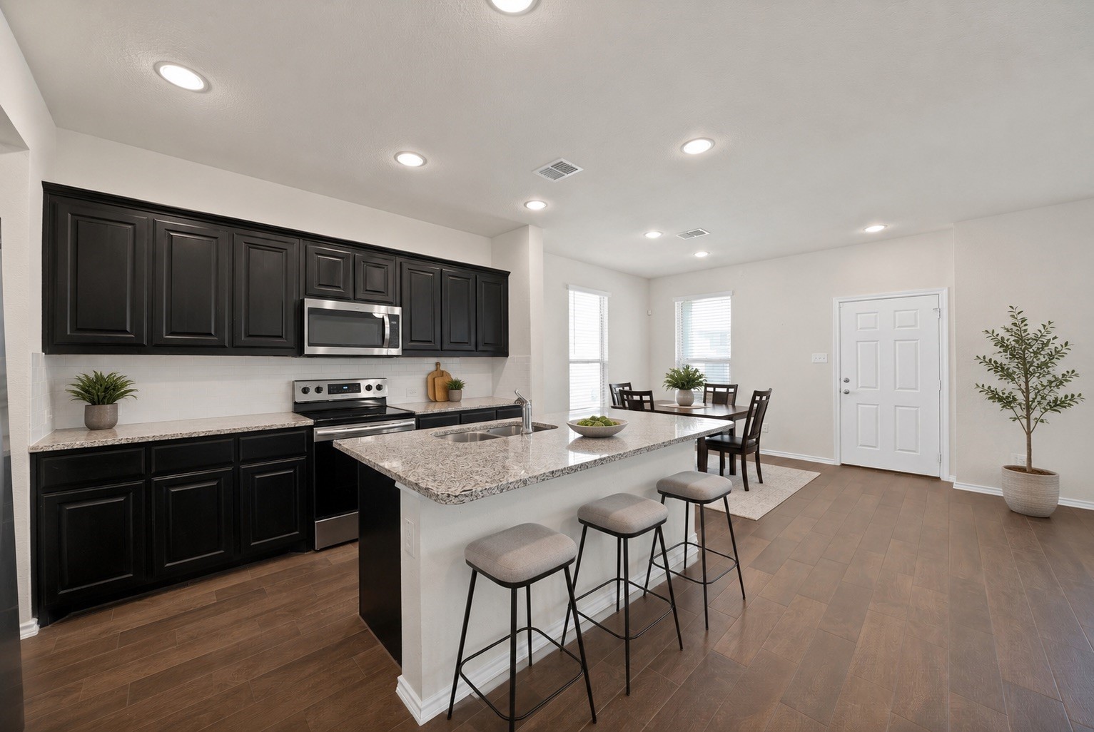 422 Milverton Drive Fort Worth TX 76036